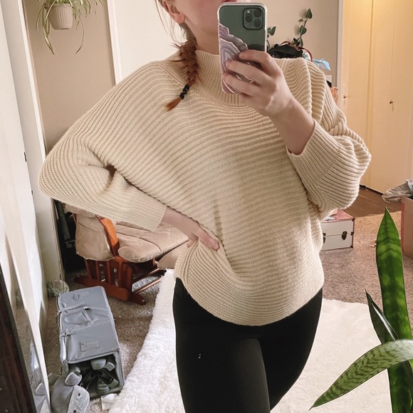 Aakaa Sweaters - Aakaa Funnel Neck Knit Oversized Sweater